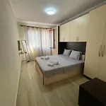Shores Апартаменты Шенджин