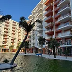 Shores *
