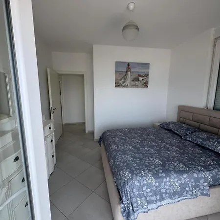 Shores Apartament Shëngjin