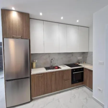 Shores Apartament Shëngjin